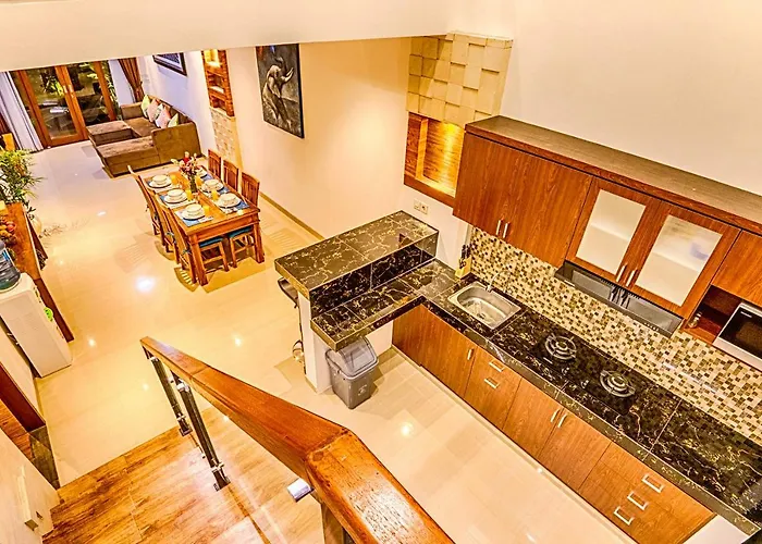 Caitlyn, - Modern 3 Bedroom With Private Pool! *