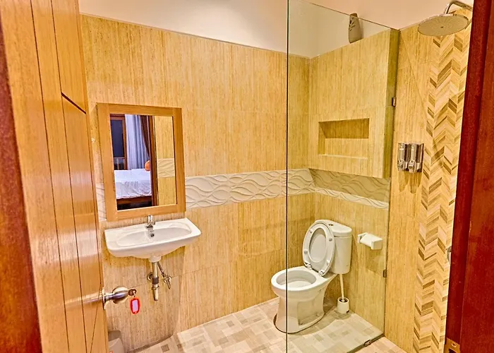 Villa Caitlyn, - Modern 3 Bedroom With Private Pool!