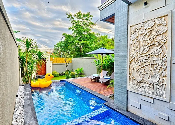 Caitlyn, - Modern 3 Bedroom With Private Pool!