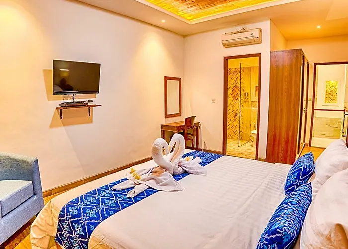 Caitlyn, - Modern 3 Bedroom With Private Pool! Villa *